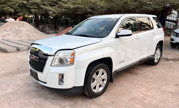 Buy Import GMC Terrain White Car in Bakau in Kanifing Buy Import GMC Terrain White Car in Bakau in Kanifing