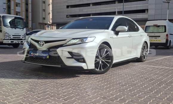 Buy Used Toyota Camry White Car in Banjul in Banjul Buy Used Toyota Camry White Car in Banjul in Banjul