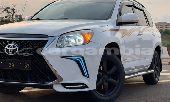 Buy Used Toyota RAV4 White Car in Banjul in Banjul Buy Used Toyota RAV4 White Car in Banjul in Banjul