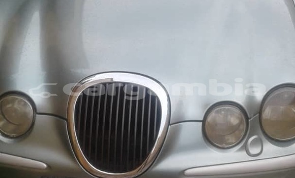 اشتري مستعمل Jaguar S-Type White سيارة في Sukuta في Brikama