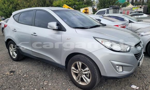 Buy Import Hyundai Tucson White Car in Bakau in Kanifing Buy Import Hyundai Tucson White Car in Bakau in Kanifing