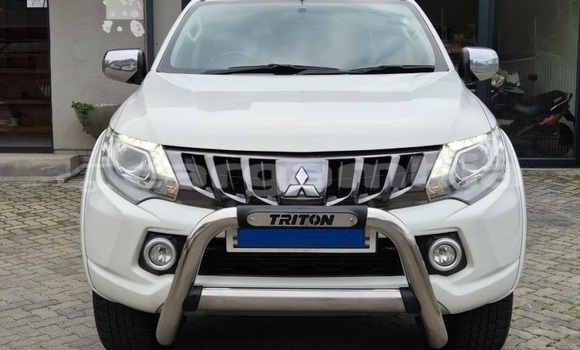 Buy Used Mitsubishi Triton White Car in Banjul in Banjul Buy Used Mitsubishi Triton White Car in Banjul in Banjul