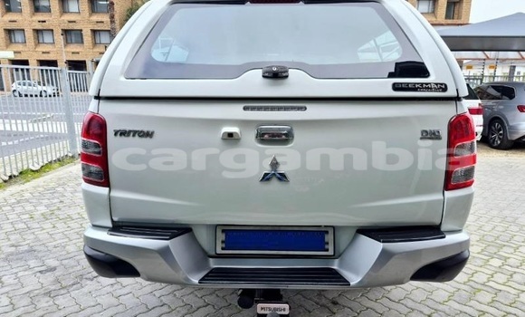 Buy Used Mitsubishi Triton White Car in Banjul in Banjul Buy Used Mitsubishi Triton White Car in Banjul in Banjul