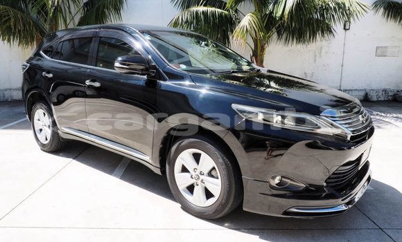 Buy Used Toyota Harrier Black Car in Banjul in Banjul Buy Used Toyota Harrier Black Car in Banjul in Banjul