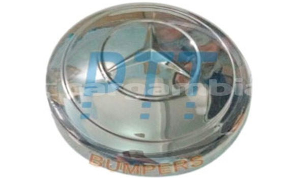 اشتري Mercedes Benz Hubcap في Bansang في Janjanbureh اشتري Mercedes Benz Hubcap في Bansang في Janjanbureh