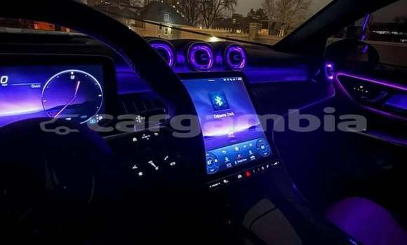 Dieundeu Occasion Mercedes‒Benz GL–Class White Auto in Banjul in Banjul Dieundeu Occasion Mercedes‒Benz GL–Class White Auto in Banjul in Banjul