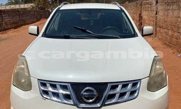 Dieundeu Occasion Nissan Rogue White Auto in Banjul in Banjul