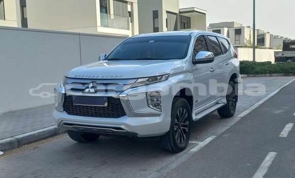 Buy Used Mitsubishi Montero Sport White Car in Banjul in Banjul Buy Used Mitsubishi Montero Sport White Car in Banjul in Banjul
