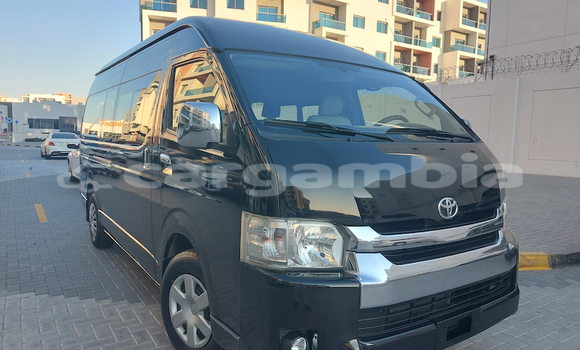 اشتري مستعمل Toyota Hiace Black سيارة في Banjul في Banjul