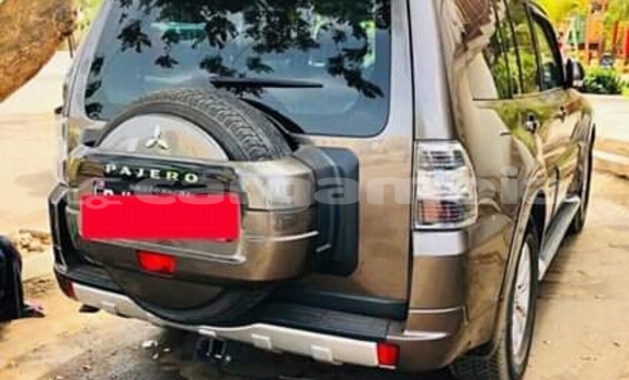 Dieundeu Occasion Mitsubishi Pajero Black Auto in Sukuta in Brikama Dieundeu Occasion Mitsubishi Pajero Black Auto in Sukuta in Brikama