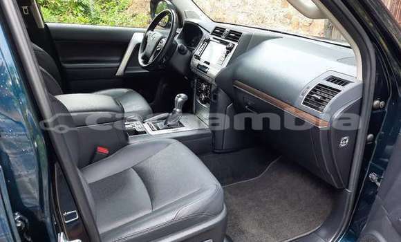 Buy Used Toyota Land Cruiser Black Car in Banjul in Banjul Buy Used Toyota Land Cruiser Black Car in Banjul in Banjul