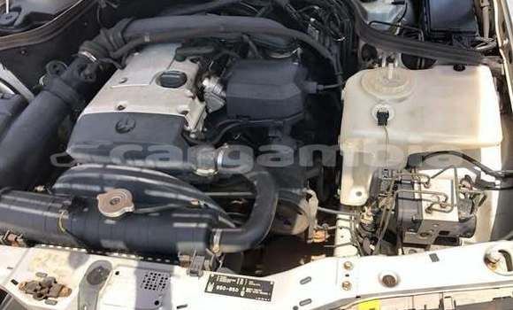 Buy Used Mercedes-Benz W108 Green Car in Banjul in Banjul Buy Used Mercedes-Benz W108 Green Car in Banjul in Banjul