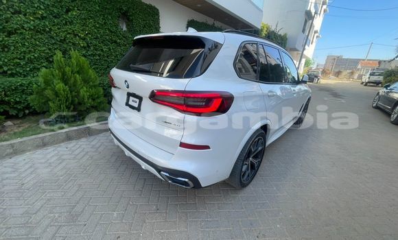 Dieundeu Beess BMW X5 White Auto in Serekunda in Kanifing Dieundeu Beess BMW X5 White Auto in Serekunda in Kanifing