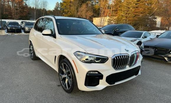 Dieundeu Beess BMW X5 White Auto in Serekunda in Kanifing Dieundeu Beess BMW X5 White Auto in Serekunda in Kanifing