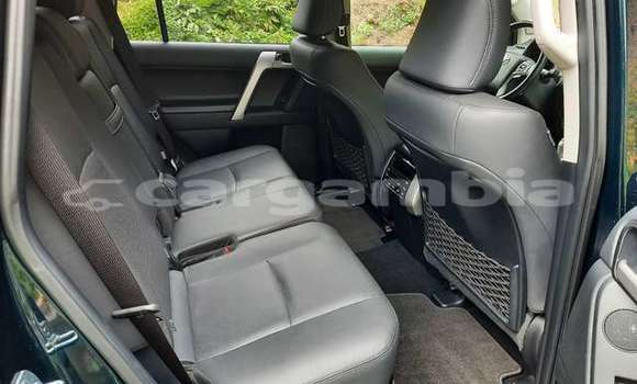 Buy Used Toyota Land Cruiser Black Car in Banjul in Banjul Buy Used Toyota Land Cruiser Black Car in Banjul in Banjul