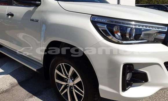 Buy Used Toyota Hilux White Car in Banjul in Banjul Buy Used Toyota Hilux White Car in Banjul in Banjul
