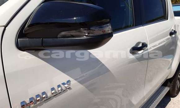 Buy Used Toyota Hilux White Car in Banjul in Banjul Buy Used Toyota Hilux White Car in Banjul in Banjul