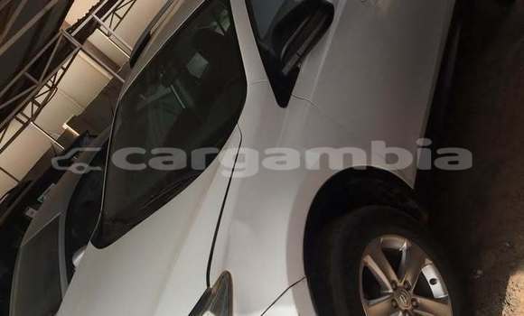 اشتري مستعمل Toyota RAV4 White سيارة في Banjul في Banjul اشتري مستعمل Toyota RAV4 White سيارة في Banjul في Banjul