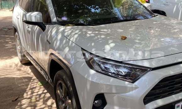 اشتري مستعمل Hyundai Creta White سيارة في Banjul في Banjul اشتري مستعمل Hyundai Creta White سيارة في Banjul في Banjul