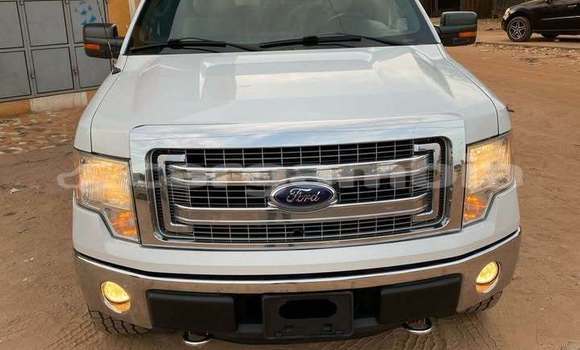 Buy Used Ford B-MAX White Car in Banjul in Banjul