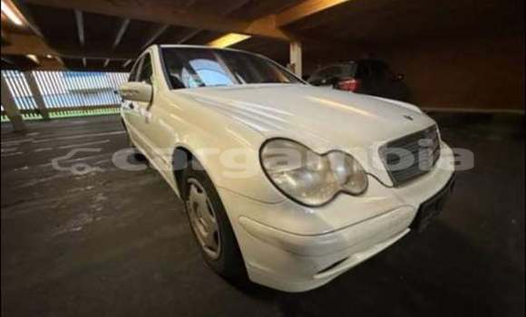 Dieundeu Occasion Mercedes‒Benz KOMPRESSOR Other Auto in Banjul in Banjul Dieundeu Occasion Mercedes‒Benz KOMPRESSOR Other Auto in Banjul in Banjul