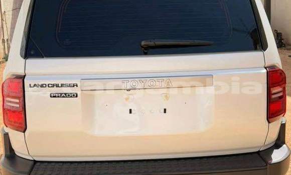 اشتري مستعمل Toyota Land Cruiser Prado White سيارة في Banjul في Banjul اشتري مستعمل Toyota Land Cruiser Prado White سيارة في Banjul في Banjul
