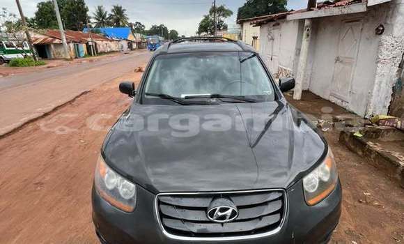 Dieundeu Occasion Hyundai Santa Fe Blue Auto in Banjul in Banjul Dieundeu Occasion Hyundai Santa Fe Blue Auto in Banjul in Banjul