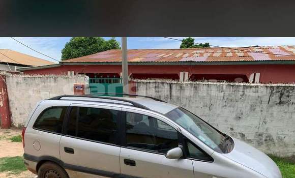 Dieundeu Occasion Toyota Sienna Other Auto in Banjul in Banjul Dieundeu Occasion Toyota Sienna Other Auto in Banjul in Banjul