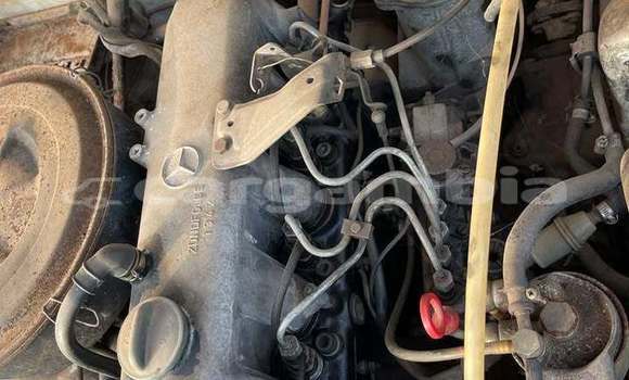 اشتري مستعمل Mercedes‒Benz 200 White سيارة في Banjul في Banjul اشتري مستعمل Mercedes‒Benz 200 White سيارة في Banjul في Banjul