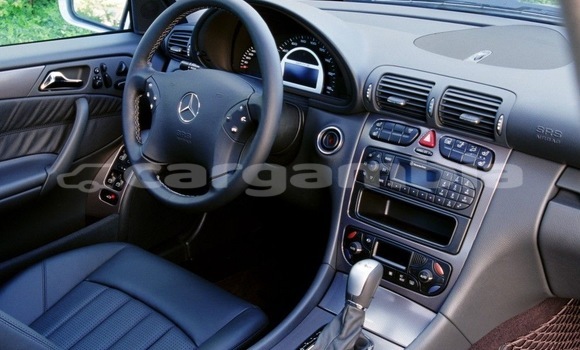 Buy Used Mercedes-Benz C180 coupe Silver Car in Serekunda in Kanifing Buy Used Mercedes-Benz C180 coupe Silver Car in Serekunda in Kanifing