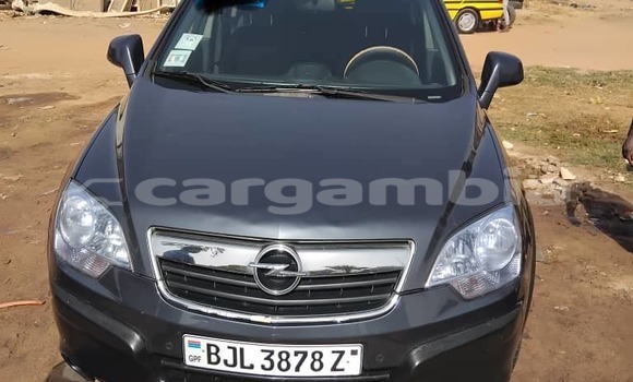 اشتري مستعمل Opel Antara Blue سيارة في Serekunda في Kanifing