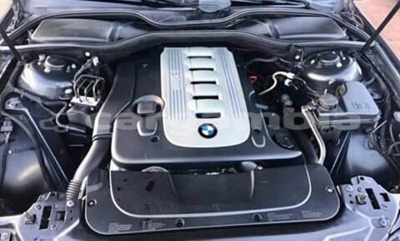 Acheter Neuf Voiture BMW 700 Noir à Sukuta, Brikama Acheter Neuf Voiture BMW 700 Noir à Sukuta, Brikama