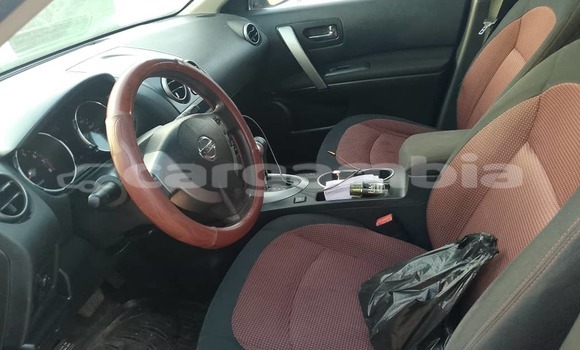 Buy Used Nissan Rogue Red Car in Serekunda in Kanifing Buy Used Nissan Rogue Red Car in Serekunda in Kanifing