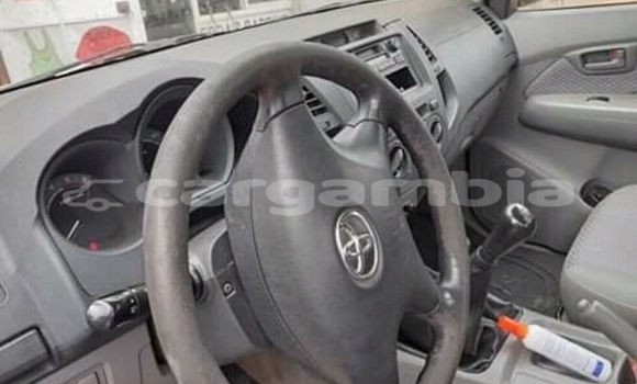 Buy Import Toyota HiAce White Truck in Sukuta in Brikama Buy Import Toyota HiAce White Truck in Sukuta in Brikama